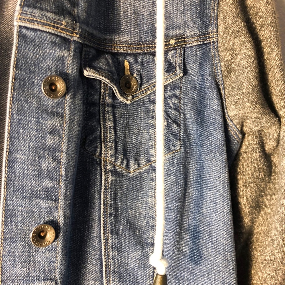 Jean jacket! - Picture 3 of 3